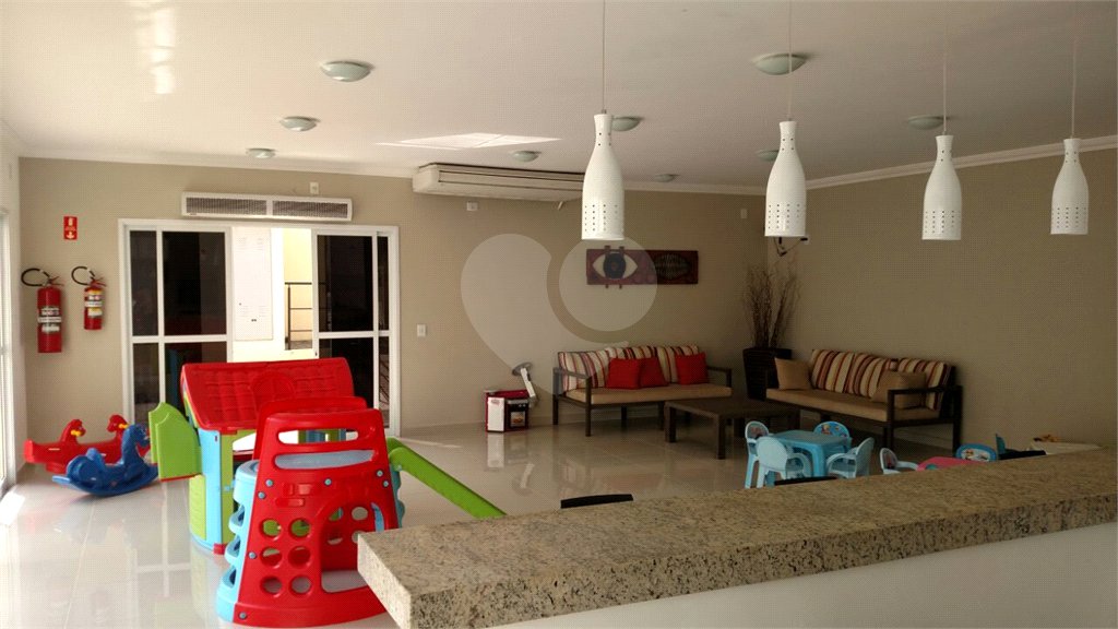 Apartamento à venda com 3 quartos, sendo 1 suíte,  em Santa Claudina, Vinhedo, SP