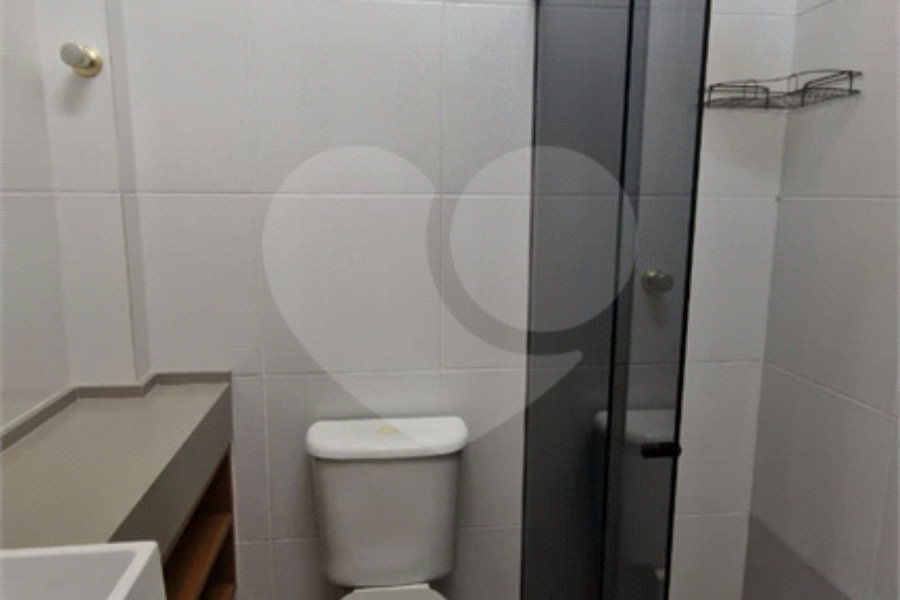 Casa à venda com 2 quartos, sendo 1 suíte, no condomínio A.m.costa, São Paulo - SP