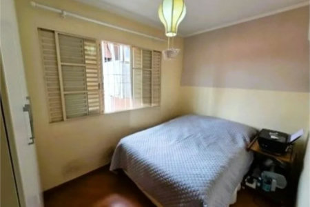 Sobrado à venda com 3 quartos, sendo 1 suíte, em Jardim Centenário, São Paulo, SP
