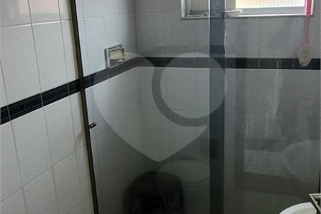 Sobrado à venda com 2 quartos em Cidade Líder, São Paulo, SP