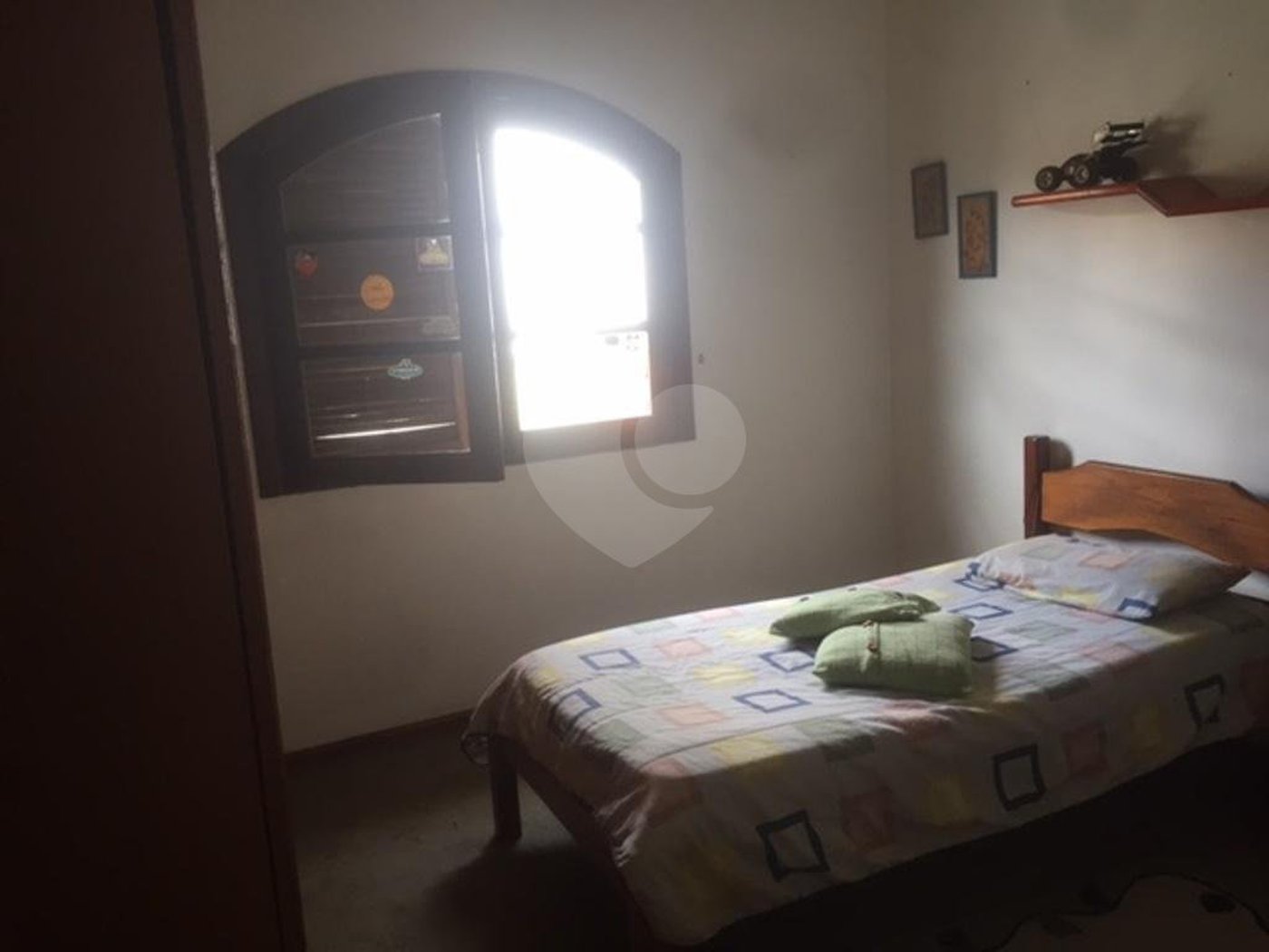Sobrado à venda com 4 suítes em Tremembé, São Paulo, SP