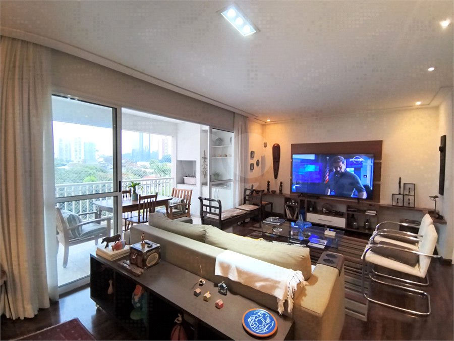 Apartamento à venda com 4 quartos, sendo 1 suíte, em Jardim Caravelas, São Paulo, SP