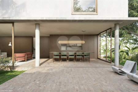 Casa à venda com 4 suítes no condomínio Giu, São Paulo - SP