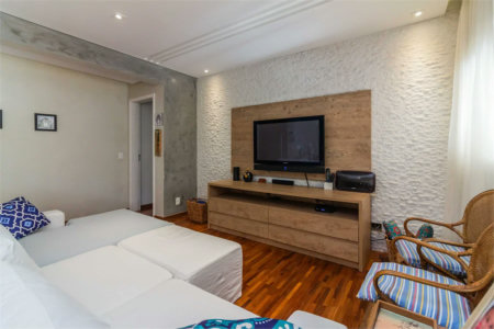 Apartamento à venda com 3 suítes em Vila Cordeiro, São Paulo, SP