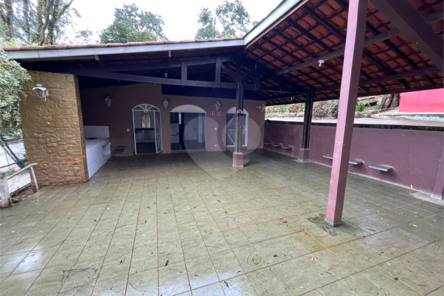 Casa à venda ou para alugar com 5 quartos em Roseira, Mairiporã, SP