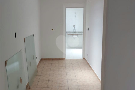 Sobrado à venda com 3 quartos, sendo 2 suítes, em Vila Paulicéia, São Paulo, SP