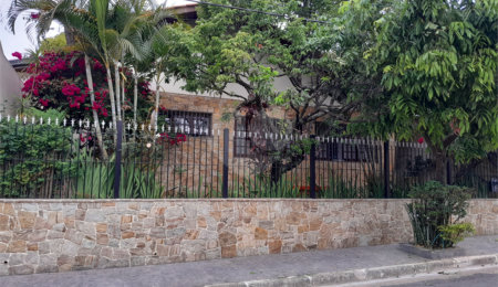Casa Térrea à venda com 4 quartos, sendo 1 suíte,  em Parque Continental, São Paulo, SP