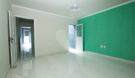 Sobrado à venda com 3 quartos em Santana, São Paulo, SP