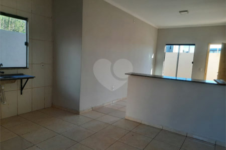Casa à venda com 2 quartos em Residencial Ponta Porã I, Ponta Porã, MS