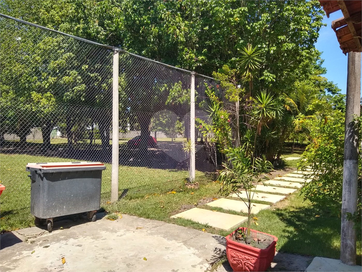 Sítio à venda com 4 quartos, sendo 2 suítes, em Santa Cruz, Rio de Janeiro, RJ