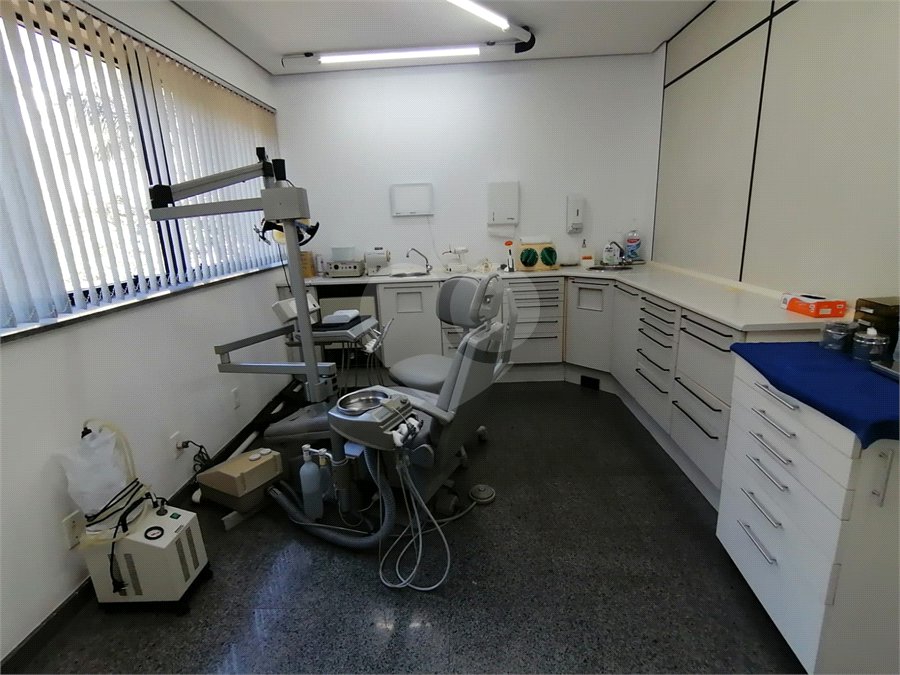 SALA/CONSULTÓRIO ODONTOLÓGICO Região da Paulista, 45m2.
