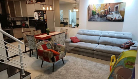 Casa à venda com 3 quartos, sendo 1 suíte,  no condomínio Residencial Shekinah, São Paulo - SP