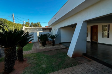 Casa à venda com 3 quartos, sendo 1 suíte,  em Vila Nova, Três Lagoas, MS