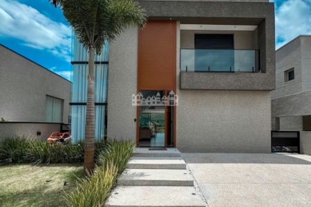 Casa à venda com 4 quartos, sendo 3 suítes, em Rio Abaixo, Atibaia, SP
