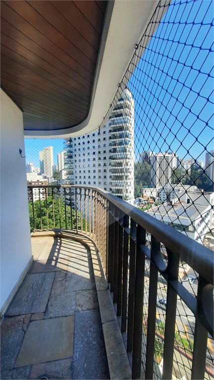 Apartamento à venda com 4 quartos, sendo 2 suítes, em Morumbi, São Paulo, SP