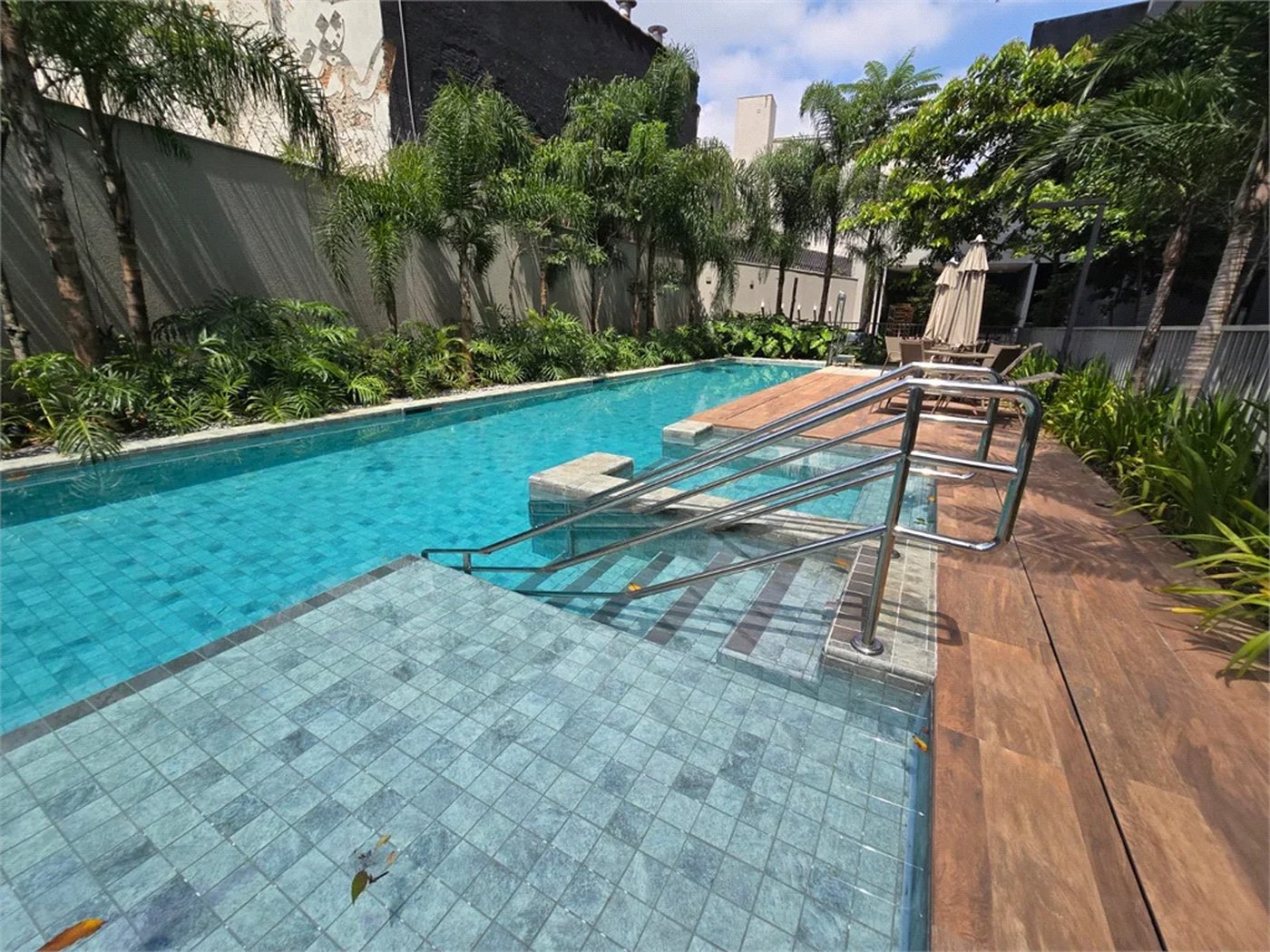 Apartamento à venda ou para alugar com 1 quarto em Pinheiros, São Paulo, SP