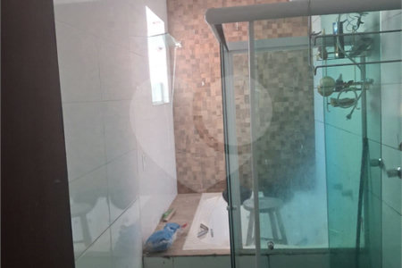 Sobrado à venda ou para alugar com 3 quartos em Baeta Neves, São Bernardo do Campo, SP