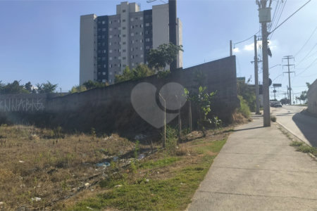Terreno à venda em Itavuvu, Sorocaba, SP