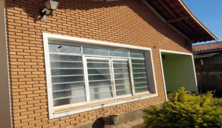 Casa à venda com 2 quartos no Centro, Vinhedo, SP