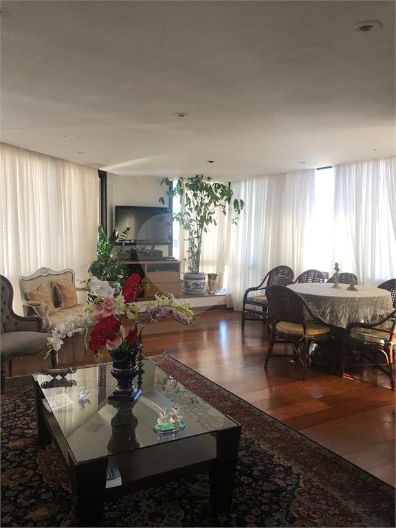 Apartamento à venda ou para alugar com 4 suítes em Santana, São Paulo, SP