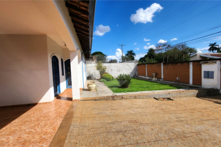 Casa à venda com 4 suítes em Vila Harmonia, Araraquara, SP