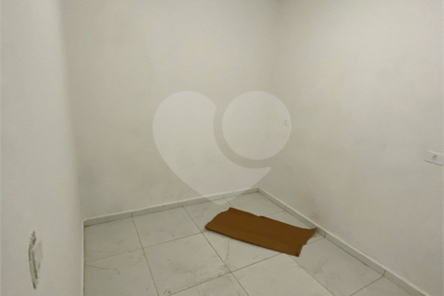 Casa à venda com 3 quartos em Carandiru, São Paulo, SP
