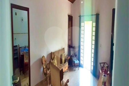 Chácara à venda com 4 quartos, sendo 1 suíte, em Jundiacanga, Araçoiaba da Serra, SP