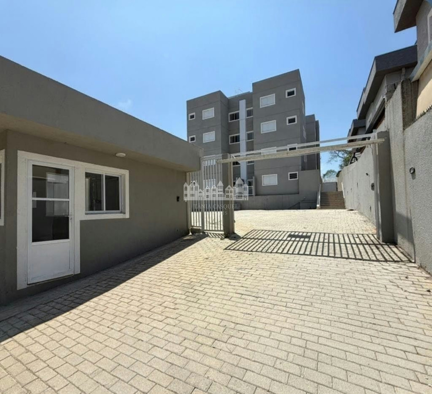 Apartamento à venda com 3 quartos, sendo 1 suíte, em Jardim Santo Antônio, Atibaia, SP