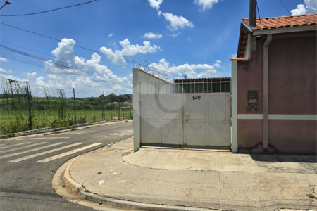 Casa à venda com 3 quartos em Vila Prado, Itapetininga, SP
