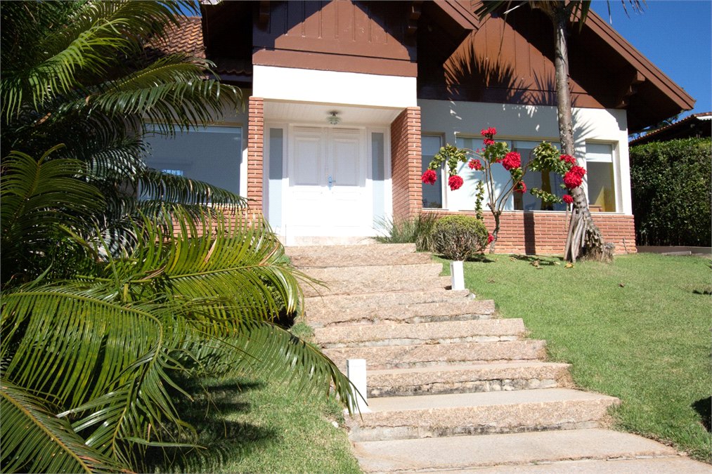 Casa Térrea à venda com 3 quartos, sendo 1 suíte, em Alpes D'ouro, Bom Jesus dos Perdões, SP