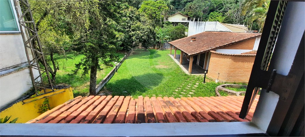 Casa à venda ou para alugar com 4 quartos, sendo 2 suítes, em Mantiqueira, Mairiporã, SP