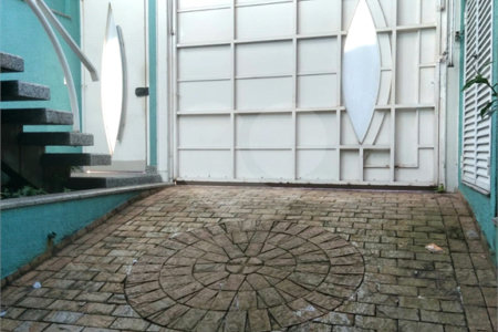 Sobrado à venda com 3 suítes em Jardim Dona Sinhá, São Paulo, SP