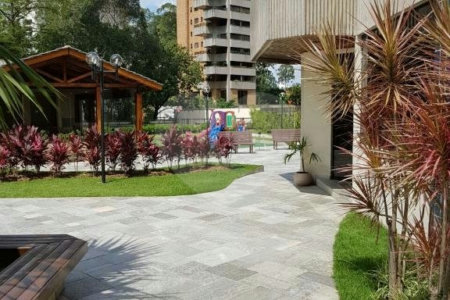 Apartamento à venda com 3 quartos, sendo 1 suíte, em Vila Andrade, São Paulo, SP