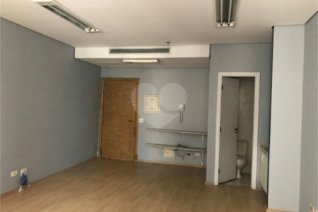 Sala à venda em Cidade Monções, São Paulo, SP