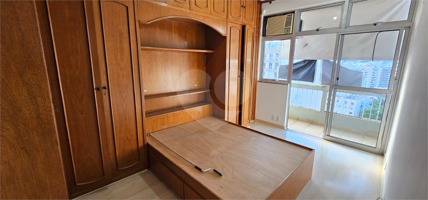 Apartamento à venda com 2 quartos, sendo 1 suíte,  em Tijuca, Rio de Janeiro, RJ
