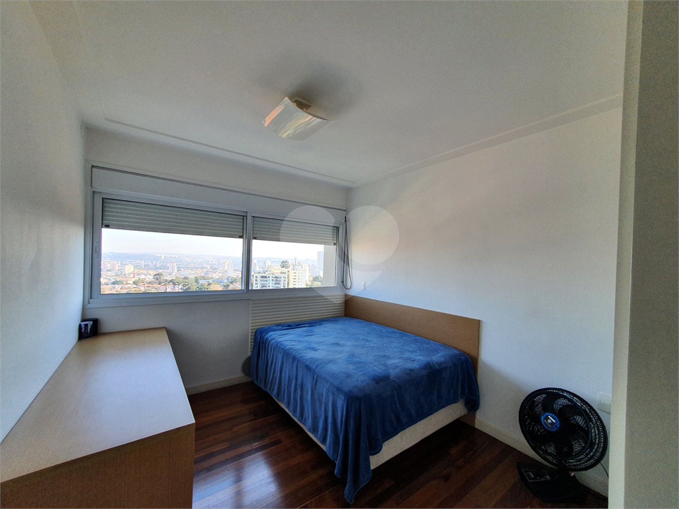 Apartamento à venda com 3 quartos, sendo 2 suítes, em Alto da Boa Vista, São Paulo, SP