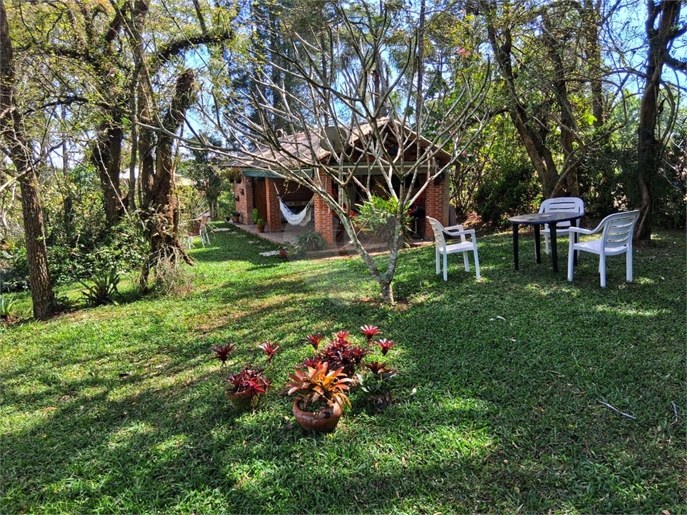 Sítio à venda com 3 quartos, sendo 1 suíte,  em Gabriel Piza, São Roque, SP