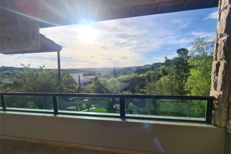 Casa à venda com 4 quartos, sendo 2 suítes, no condomínio Bosque de Grevilea, Vinhedo - SP
