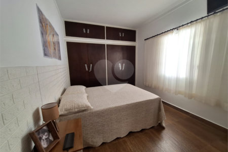 Casa à venda com 2 dormitórios á venda.