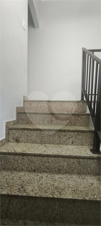 Casa à venda com 4 quartos, sendo 3 suítes, em Jardim Vila Galvão, Guarulhos, SP