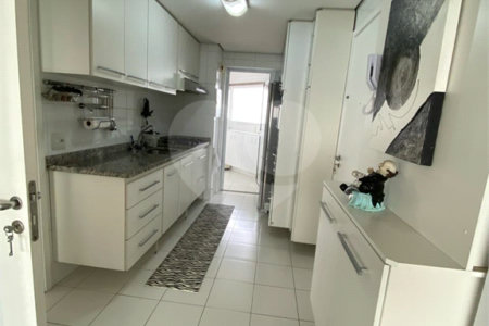 Apartamento à venda com 3 suítes em Santa Teresinha, São Paulo, SP