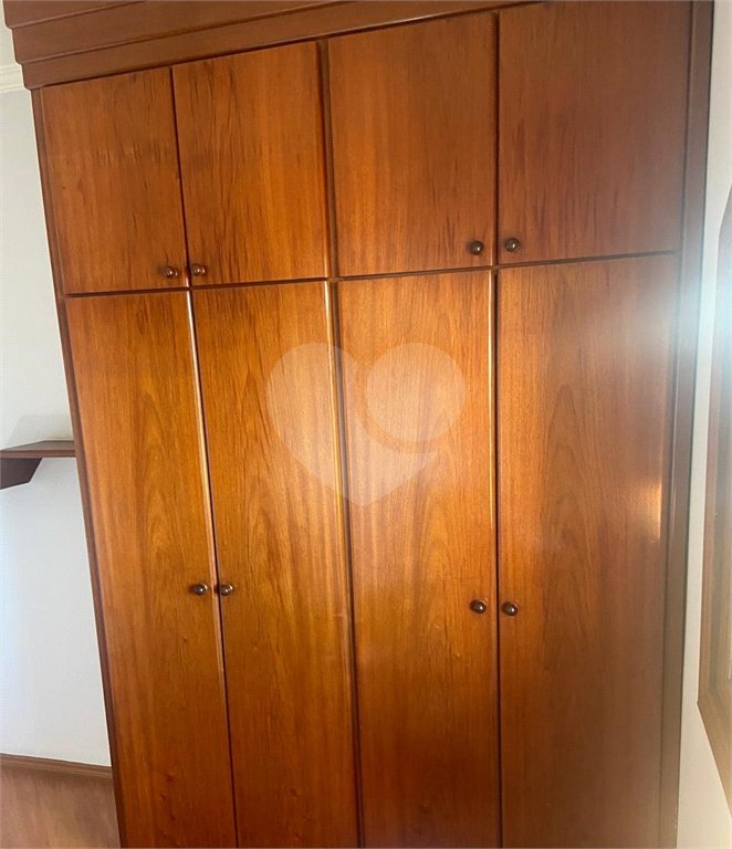 Sobrado à venda com 3 quartos, sendo 1 suíte,  em Jardim Selma Helena, Poá, SP
