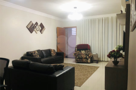 Sobrado à venda com 3 quartos, sendo 1 suíte, em Santana, São Paulo, SP