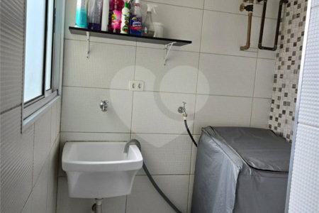 Apartamento à venda com 2 quartos em Jardim Amália, São Paulo, SP