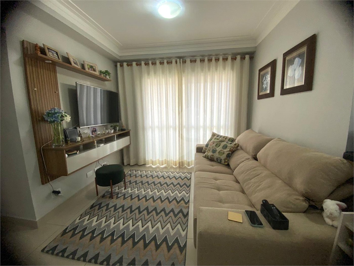 Apartamento à venda com 2 quartos, sendo 1 suíte,  em Jardim Califórnia, Jacareí, SP