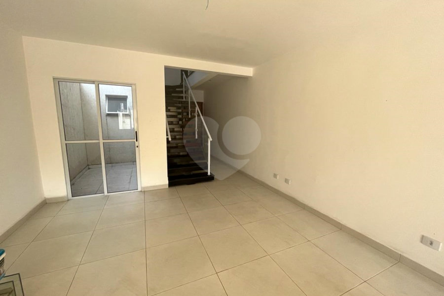 Sobrado à venda com 3 quartos, sendo 1 suíte, em Jaçanã, São Paulo, SP