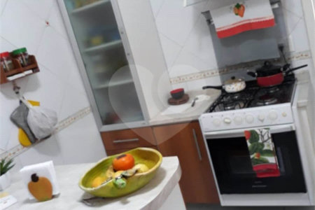 Sobrado à venda com 4 quartos, sendo 1 suíte,  em Rio Pequeno, São Paulo, SP