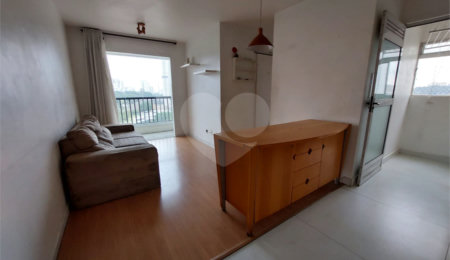 Apartamento à venda com 2 quartos em Vila Anastácio, São Paulo, SP