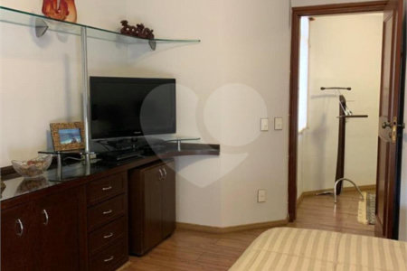 Apartamento à venda com 4 suítes em Santana, São Paulo, SP