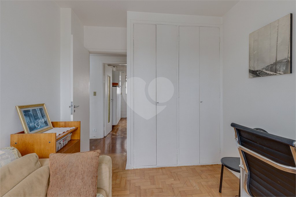 Apartamento à venda com 3 quartos, sendo 1 suíte, em Chácara Santo Antônio (zona Sul), São Paulo, SP